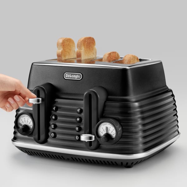 Delonghi scultura toaster hot sale