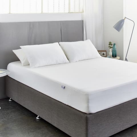 Protect A Bed Premium Deluxe Mattress Protector Yuppiechef