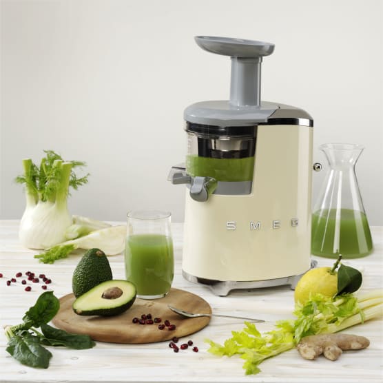 Smeg 1L Slow Juicer - Yuppiechef