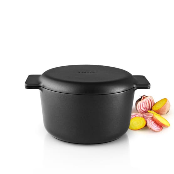 eva solo nordic kitchen non stick lidded pot 3 litre
