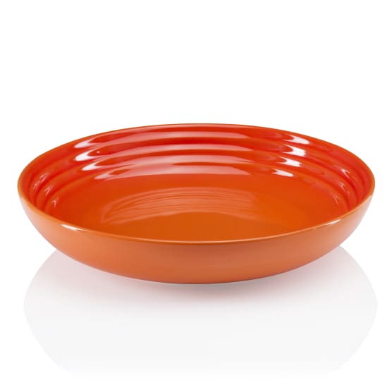 Le Creuset Stoneware Urban Pasta Bowl 22cm Yuppiechef Created by designer aaron probyn, light speckling peeks through a crackle glaze on these pasta bowls. le creuset stoneware urban pasta bowl 22cm flame