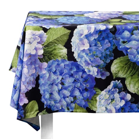 Image of DSA Botanica Hydrangea Black Tablecloth