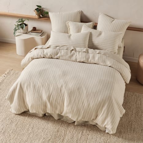 Image of Linen House Majorca Yarn-Dyed Stripe Duvet Cover Set