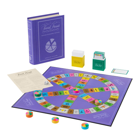 Image of WS Games Trivial Pursuit Vintage Bookshelf Edition