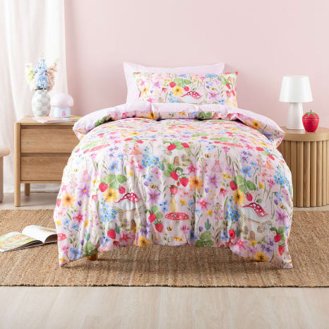 Image of Linen House Strawberry Meadow Duvet Cover Set