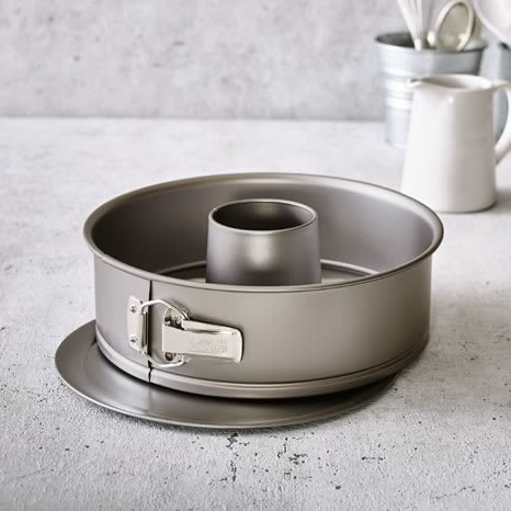 Image of Baking Tins & Pans