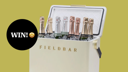 A Fieldbar filled with Lanson champagne! 🍾 - Subscribe to our newsletters & WIN