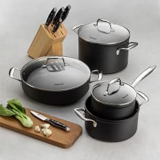 Casseroles & Pots