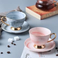 Teacups & Saucers 