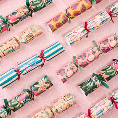Festive Crackers 🎉