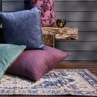 Polyester Blend Rugs & Runners