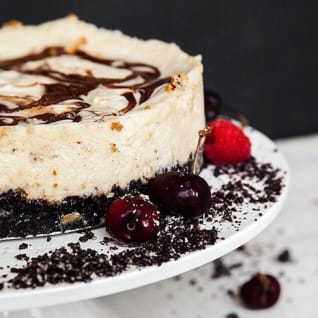Irresistible Oreo and Nutella Cheesecake