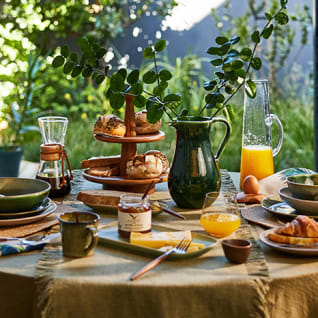 Nouveau Nature table inspiration