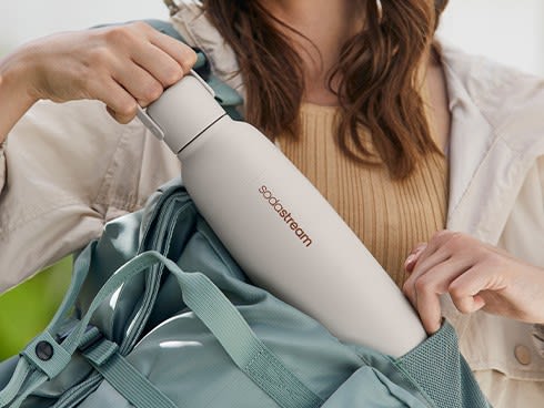 Take your fizz on the move!