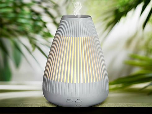 The Aura Eternity Ultrasonic Diffuser was made-to-be-gifted