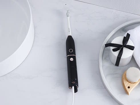 Never stop smiling with Usmile 🦷