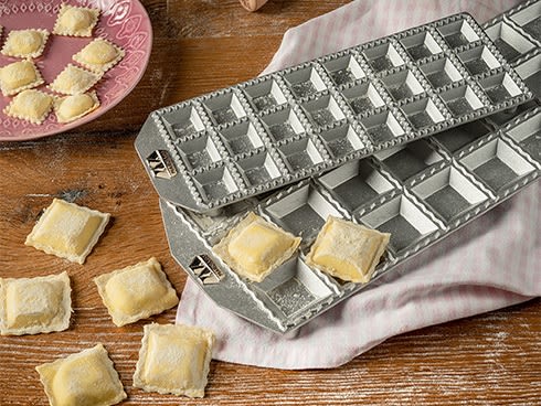 Marcato Classic Square 24 Hole Ravioli Mould with Wooden Rolling Pin