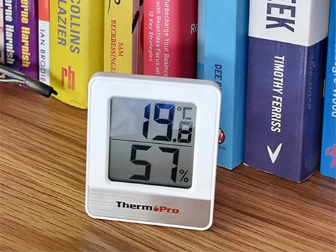 Keep tabs on the temperature 👀