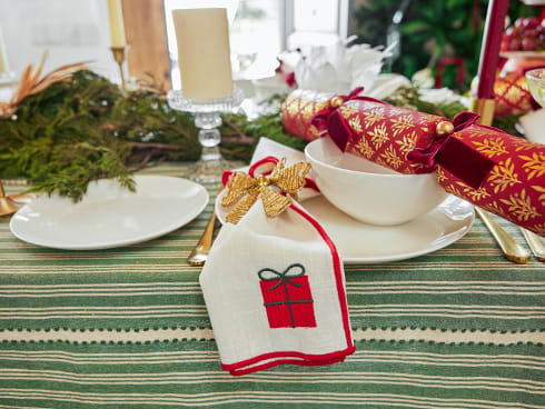 Stripe up your festive table 🤩