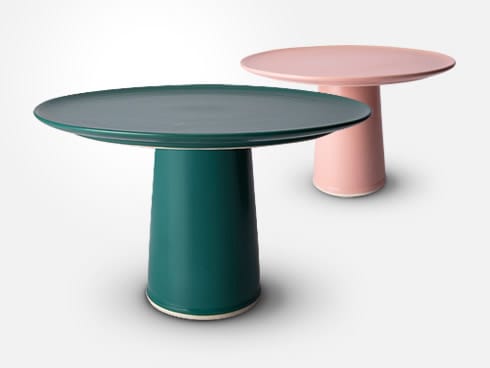 This stand takes the cake!