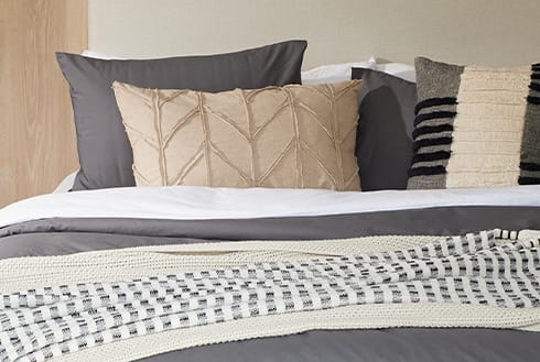 Get the lowdown on weaves, thread counts & materials 
