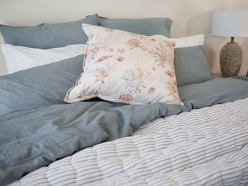 Patterned and textured duvet covers