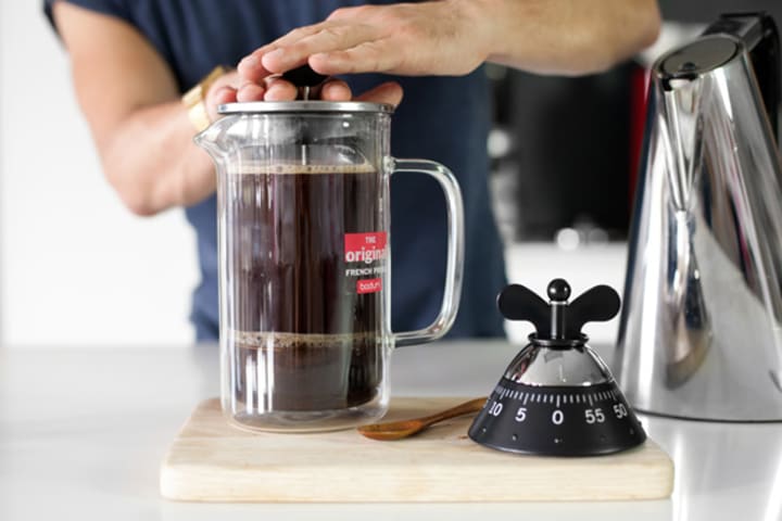 Plunging coffee