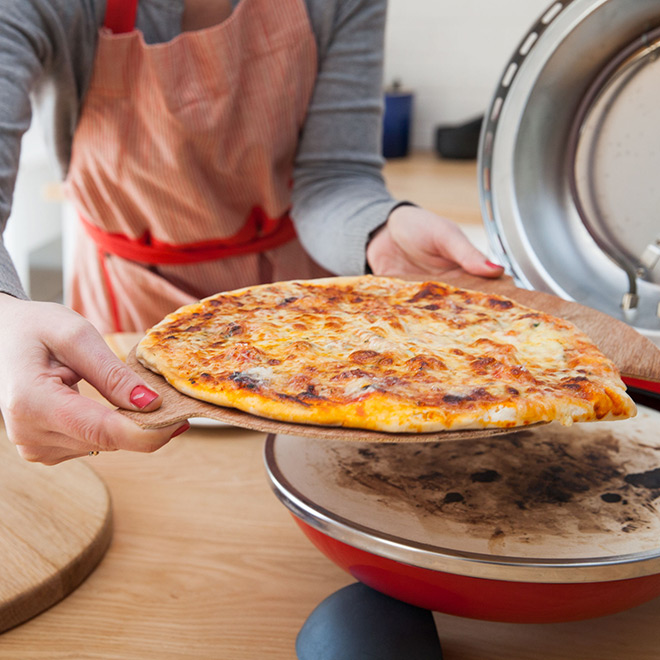 Make brilliant pizzas in just 5 minutes with the G3 Ferrari Pizza Oven