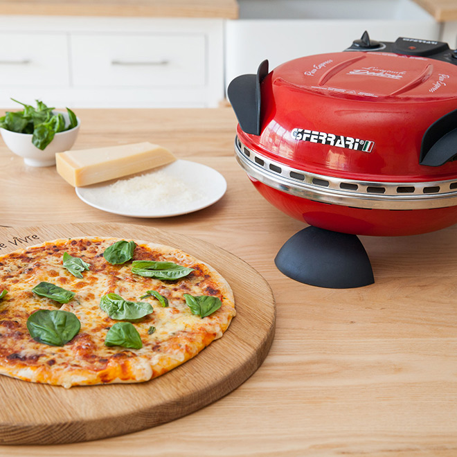 Make brilliant pizzas in just 5 minutes with the G3 Ferrari Pizza Oven