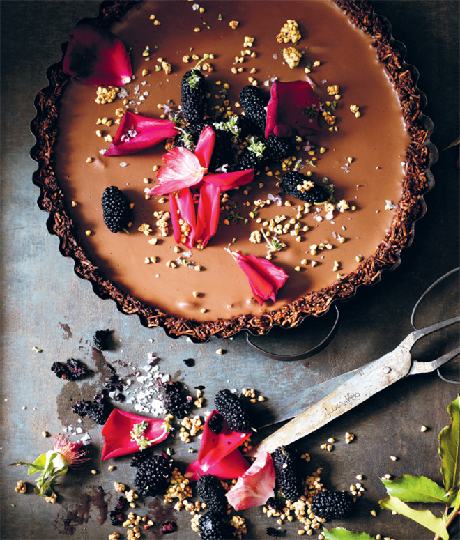 Sugar Free Ganache Tart With Cardamom And Sea Salt Even better when they are healthy the strawberry tart does need to be refrigerated to firm up, but otherwise it comes together in no time at all. sugar free ganache tart with cardamom