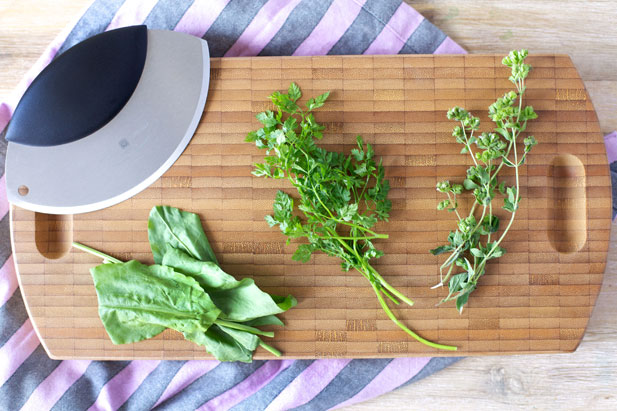 uses for sorrel, marjoram and chervil