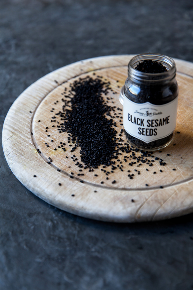 How to cook with sesame seeds and 4 recipes to rely on Yuppiechef Magazine