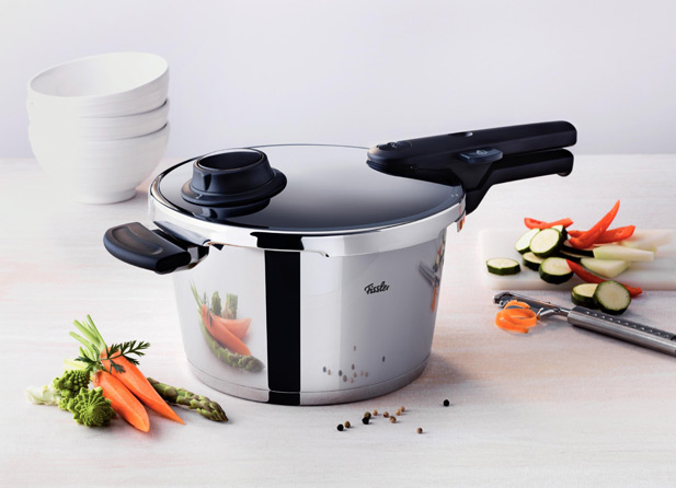 difference between a slow cooker and a pressure cooker