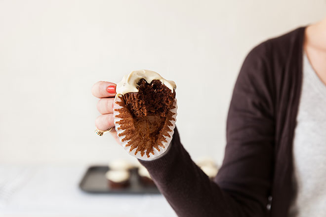 Take your hat off for these top deck cupcakes