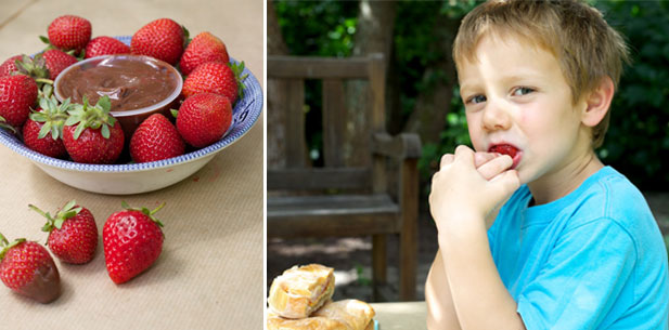 Strawberries and chocolate ganache for kids picnic