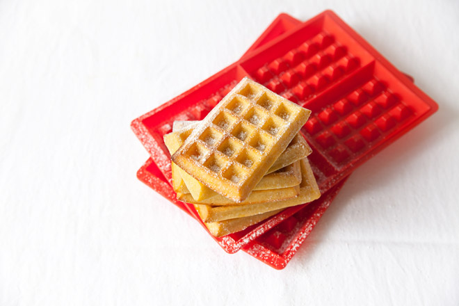 vanilla-waffles-in-mould