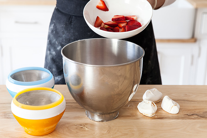 making-eton-mess-ice-cream