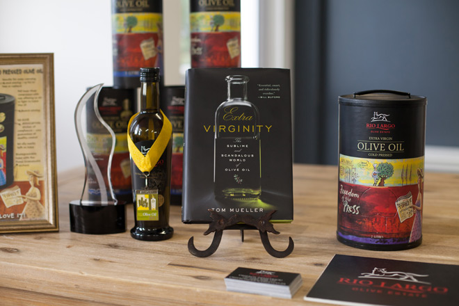 Tasting olive oil with Rio Largo