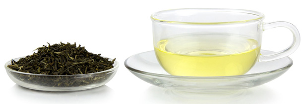 Oolong tea and tea leaves