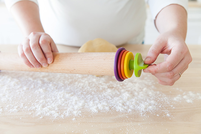 Tip Tuesday - How to Use a Precision Rolling Pin 