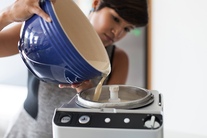 beer-ice-cream-in-mixer