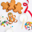 Harck & Heart Gingerbread Family DIY Kit, 225g on the table