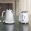 DeLonghi Eclettica 2-Slice Toaster - White with a kettle