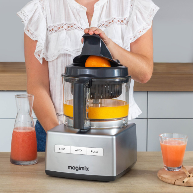 Magimix Compact 1100W Food Processor, 5200XL - Satin with pressed juice
