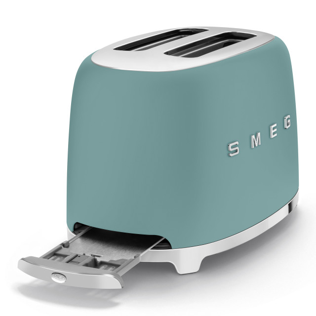 Smeg Retro 2-Slice Toaster, 950W - Matte Emerald Green angle