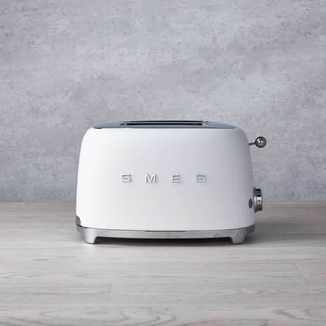 Smeg Retro 2 Slice Toaster - Matt White lifestyle front view