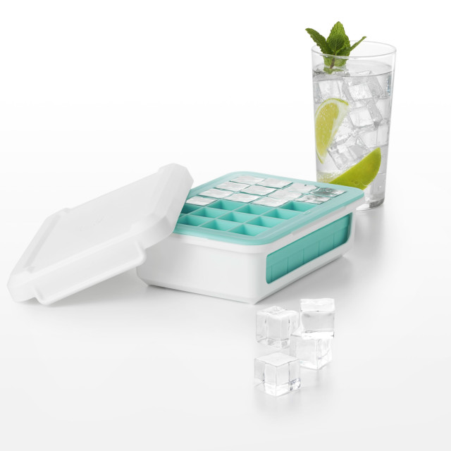 OXO Good Grips Covered Ice Cube Tray