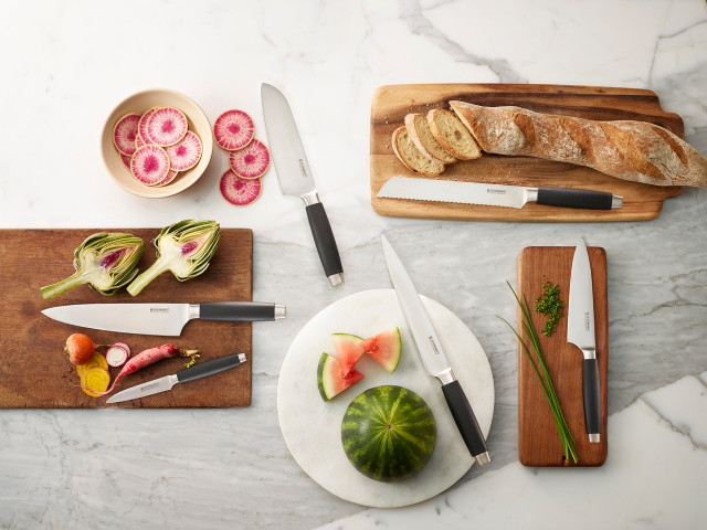 Le Creuset Black Handle Bread Knife, 20cm