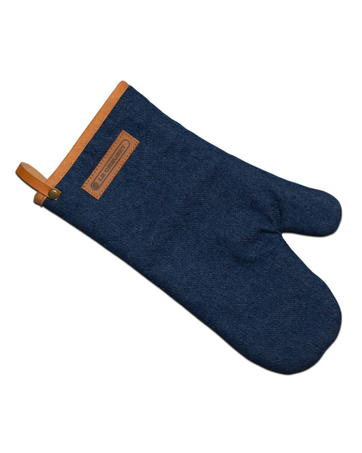 Le Creuset Oven Mitt