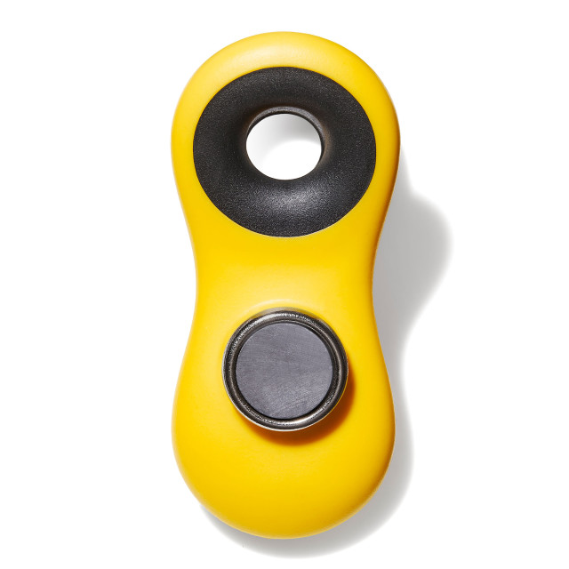 OXO Good Grips Magnetic All-Purpose Clips, Set of 4 Product Detail image